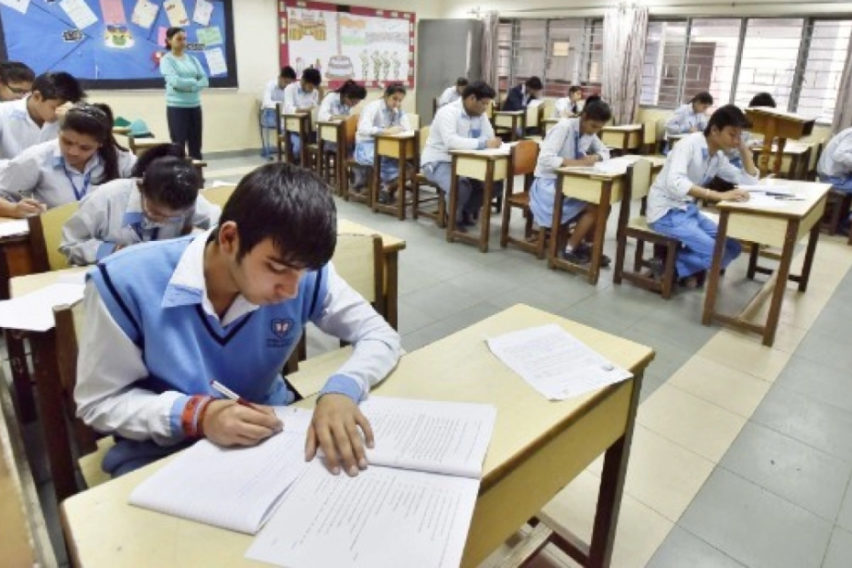 Uncertainty Looms Over IIT JEE Main & NEET Exams